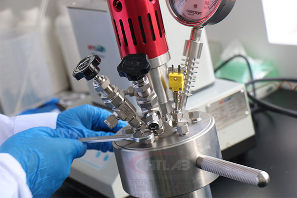 霍桐仪器尝试室高压反映釜